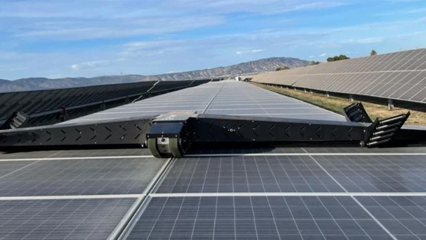 This Autonomous Robot Uses Solar Power To Clean Solar Panels